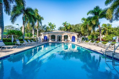 Touwnhouse à vendre à Palm Beach Gardens, Floride: 3 chambres, 145.86 m2 № 1057833 - photo 6