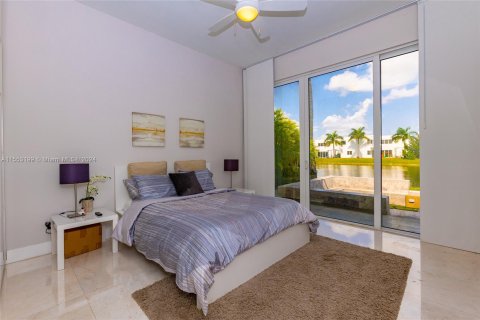 Villa ou maison à vendre à Doral, Floride: 5 chambres, 429.95 m2 № 1073059 - photo 29