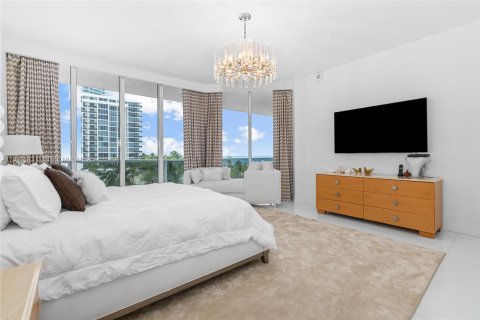 Condominio en venta en Bal Harbour, Florida, 7 dormitorios, 897.06 m2 № 1242048 - foto 27