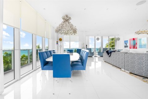 Condominio en venta en Bal Harbour, Florida, 7 dormitorios, 897.06 m2 № 1242048 - foto 4