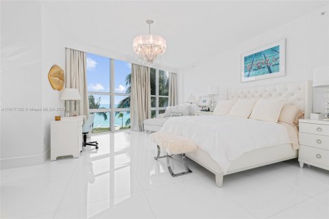 Condominio en venta en Bal Harbour, Florida, 7 dormitorios, 897.06 m2 № 1242048 - foto 10