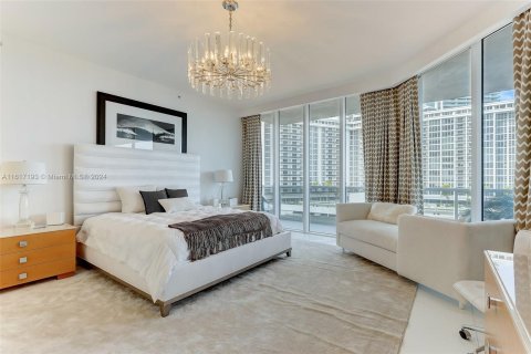 Condominio en venta en Bal Harbour, Florida, 7 dormitorios, 897.06 m2 № 1242048 - foto 26