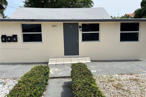 Immobilier commercial à vendre à Miami, Floride: 182.46 m2 № 1241229 - photo 3