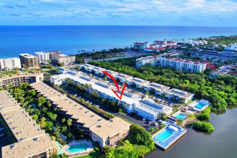 Condo in South Palm Beach, Florida, 1 bedroom  № 1041089 - photo 8