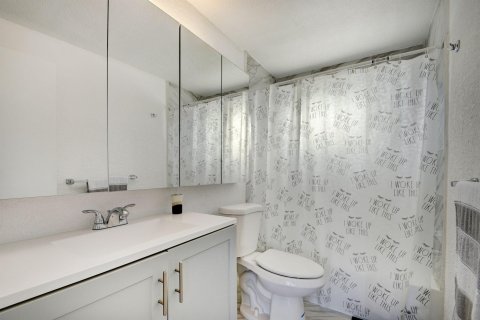 Copropriété à vendre à South Palm Beach, Floride: 1 chambre, 54.25 m2 № 1041089 - photo 15