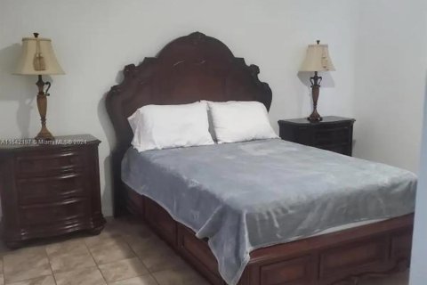 Villa ou maison à vendre à Kissimmee, Floride: 4 chambres № 1321392 - photo 20