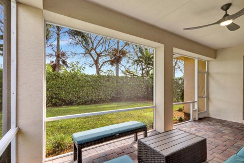 House in Jupiter, Florida 4 bedrooms, 216.83 sq.m. № 1043050 - photo 23