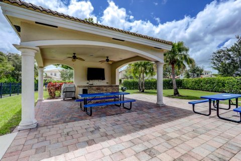 Casa en venta en Jupiter, Florida, 4 dormitorios, 216.83 m2 № 1043050 - foto 4