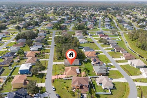 House in Kissimmee, Florida 4 bedrooms, 167.78 sq.m. № 1431915 - photo 3