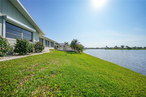 Villa ou maison à vendre à Punta Gorda, Floride: 3 chambres, 201.97 m2 № 1068928 - photo 7