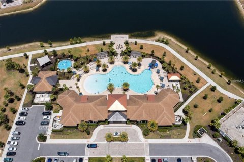 Villa ou maison à louer à Kissimmee, Floride: 5 chambres, 244.15 m2 № 1358175 - photo 15