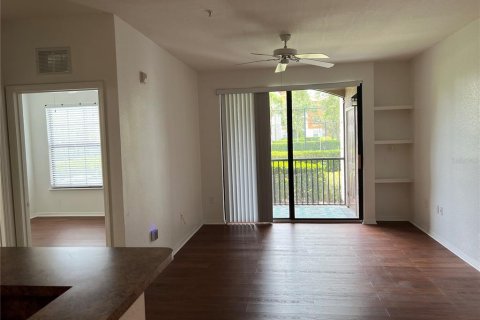 Condominio en alquiler en Sarasota, Florida, 1 dormitorio, 68.93 m2 № 1357645 - foto 9