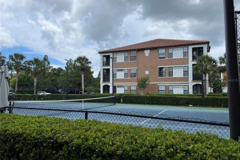 Condo in Sarasota, Florida, 1 bedroom  № 1357645 - photo 18