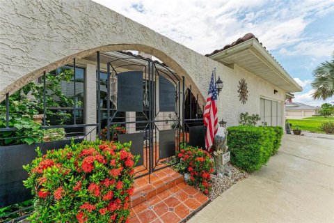 Villa ou maison à vendre à Punta Gorda, Floride: 2 chambres, 219.81 m2 № 1307170 - photo 4