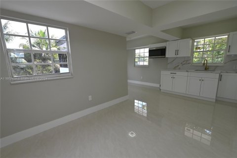 Villa ou maison à vendre à Miami, Floride: 5 chambres, 236.44 m2 № 1372903 - photo 26