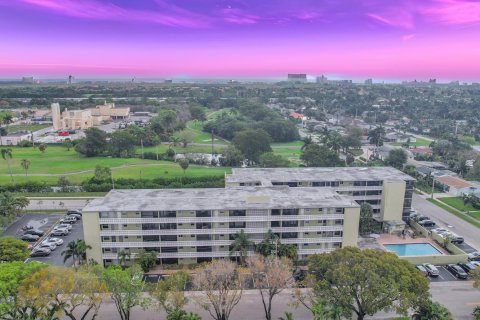 Condo in Hollywood, Florida, 2 bedrooms  № 1059002 - photo 24