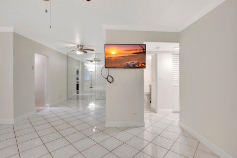 Copropriété à vendre à Hollywood, Floride: 2 chambres, 87.79 m2 № 1059002 - photo 22