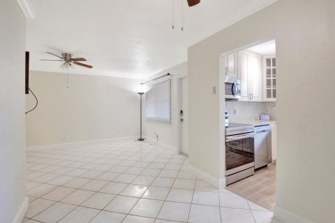 Copropriété à vendre à Hollywood, Floride: 2 chambres, 87.79 m2 № 1059002 - photo 23