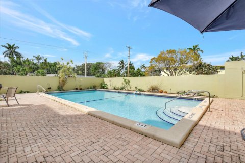 Copropriété à vendre à Hollywood, Floride: 2 chambres, 87.79 m2 № 1059002 - photo 10