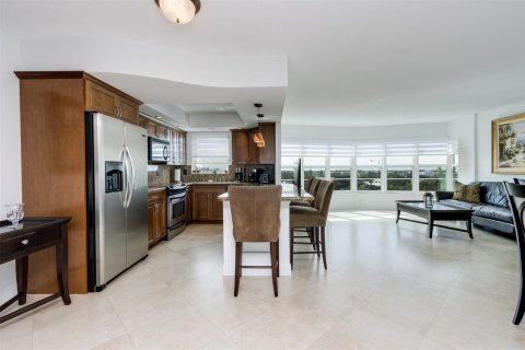 Condo in Fort Lauderdale, Florida, 2 bedrooms  № 1059048 - photo 26