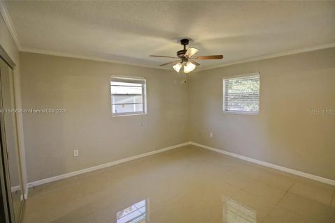 Casa en venta en Okeechobee, Florida, 3 dormitorios № 1049346 - foto 15