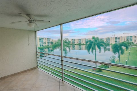 Copropriété à vendre à Dania Beach, Floride: 2 chambres, 110.55 m2 № 1044144 - photo 21