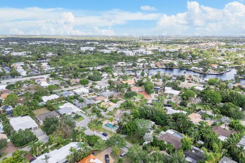 Casa en venta en Fort Lauderdale, Florida, 3 dormitorios, 185.8 m2 № 1162827 - foto 6