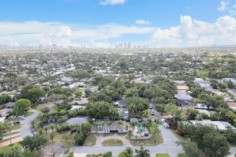 House in Fort Lauderdale, Florida 3 bedrooms, 185.8 sq.m. № 1162827 - photo 9