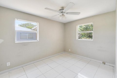 House in Palm Beach Gardens, Florida 3 bedrooms, 82.22 sq.m. № 1162837 - photo 13