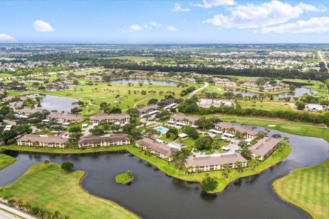 Condo in Vero Beach, Florida, 2 bedrooms  № 1228521 - photo 12