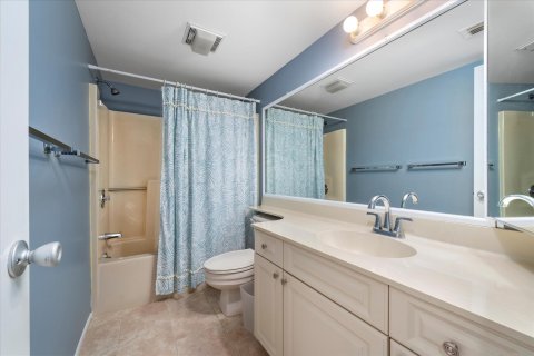 Condo in Vero Beach, Florida, 2 bedrooms  № 1228521 - photo 22