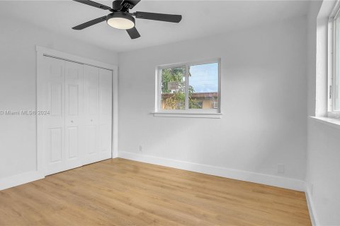 Casa en venta en Dania Beach, Florida, 3 dormitorios, 183.2 m2 № 1095342 - foto 23