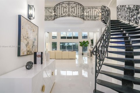 Villa ou maison à vendre à Palm City, Floride: 9 chambres, 458.84 m2 № 1095304 - photo 11