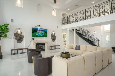 Villa ou maison à vendre à Palm City, Floride: 9 chambres, 458.84 m2 № 1095304 - photo 26