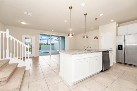 Adosado en venta en Davenport, Florida, 5 dormitorios, 211.91 m2 № 1409618 - foto 13