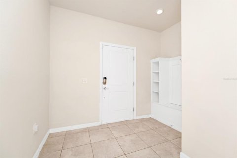 Adosado en venta en Davenport, Florida, 5 dormitorios, 211.91 m2 № 1409618 - foto 14