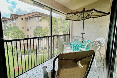 Condominio en venta en Coconut Creek, Florida, 3 dormitorios, 129.32 m2 № 1071148 - foto 23
