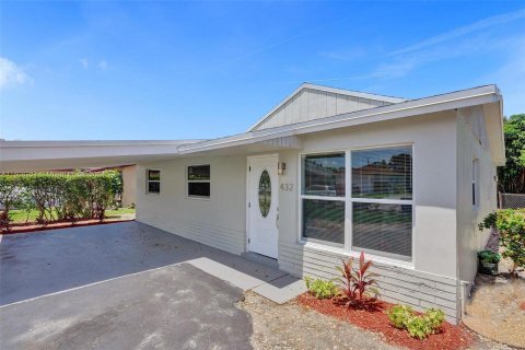 Casa en venta en Deerfield Beach, Florida, 4 dormitorios, 120.31 m2 № 1233792 - foto 9