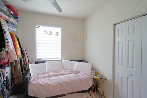 Townhouse in Hialeah, Florida 3 bedrooms, 131.18 sq.m. № 1372842 - photo 24