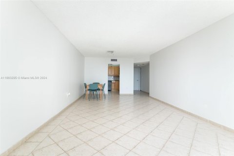 Condominio en venta en Aventura, Florida, 1 dormitorio, 71.16 m2 № 1372841 - foto 7