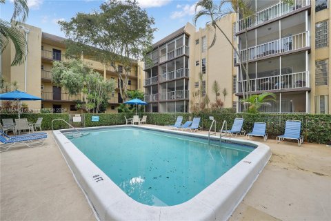 Condominio en venta en Plantation, Florida, 2 dormitorios, 86.4 m2 № 1372884 - foto 20