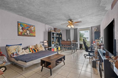 Copropriété à vendre à Miami Beach, Floride: 2 chambres, 92.9 m2 № 1293370 - photo 3