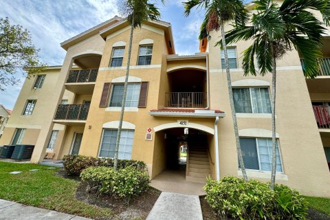 Condo in West Palm Beach, Florida, 3 bedrooms  № 1040704 - photo 16