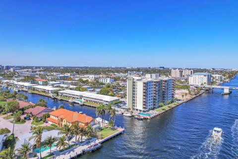 Condo in Fort Lauderdale, Florida, 2 bedrooms  № 1034000 - photo 9