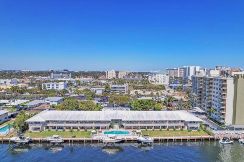 Condo in Fort Lauderdale, Florida, 2 bedrooms  № 1034000 - photo 19