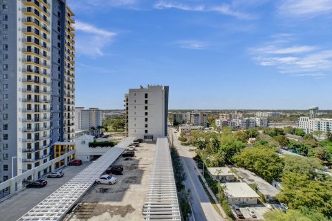 Condo in Fort Lauderdale, Florida, 2 bedrooms  № 1048022 - photo 28