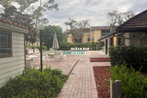 Condominio en venta en Coral Springs, Florida, 2 dormitorios, 99.22 m2 № 1050354 - foto 18