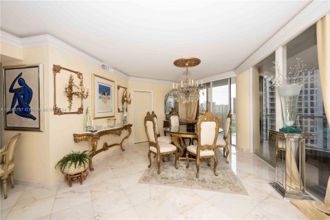 Copropriété à vendre à Aventura, Floride: 2 chambres, 196.95 m2 № 1050360 - photo 22