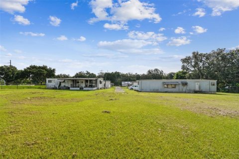 Commercial property in Zephyrhills, Florida № 1337933 - photo 20