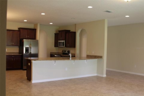 Casa en alquiler en Saint Cloud, Florida, 5 dormitorios, 285.02 m2 № 1357631 - foto 2